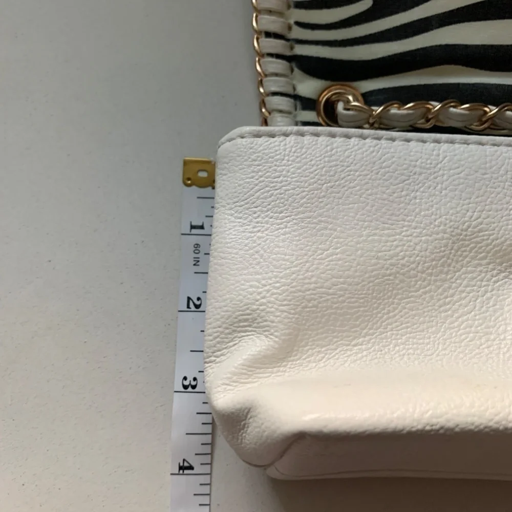 Girls' Steve Madden Cream Shoulder Bag with Gold Chain Accents